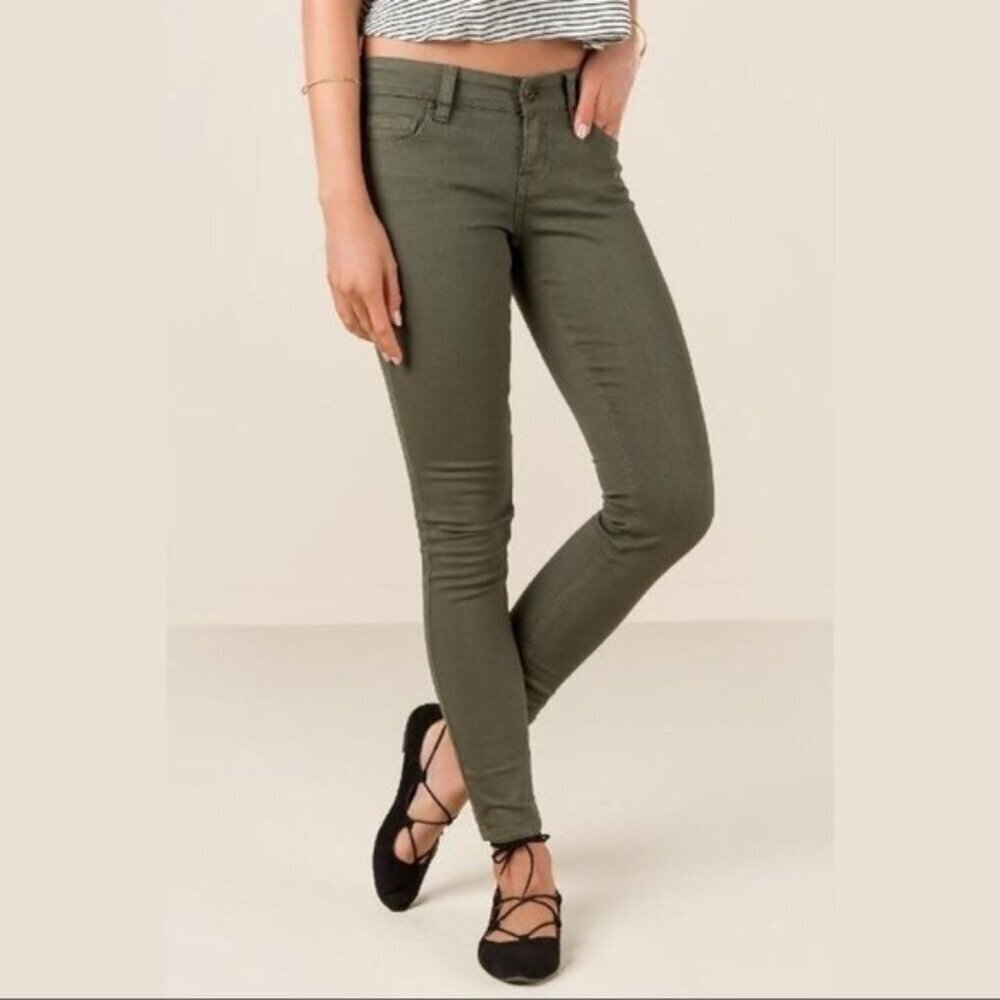 NWT Rafaella Olive Green Skinny Jeans Size 4 Pineneedle